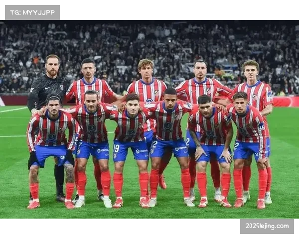 纽卡前场三人组三角联动默契 福登萨维奥内切创造机会 纽卡前场三人组三角联动默契 福登萨维奥内切创造机会