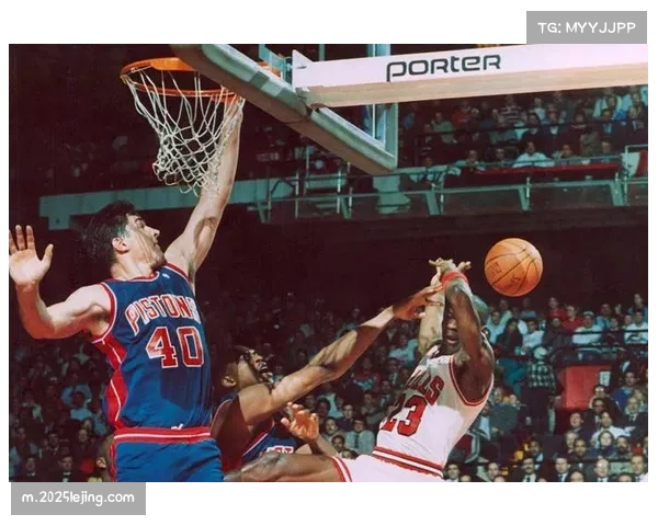 活塞防守压迫转化快攻 坎宁安杜伦挡拆成体系生命线